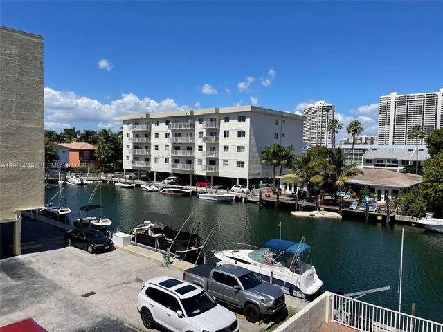 3615 NE 167th St 301, North Miami Beach, FL 33160
