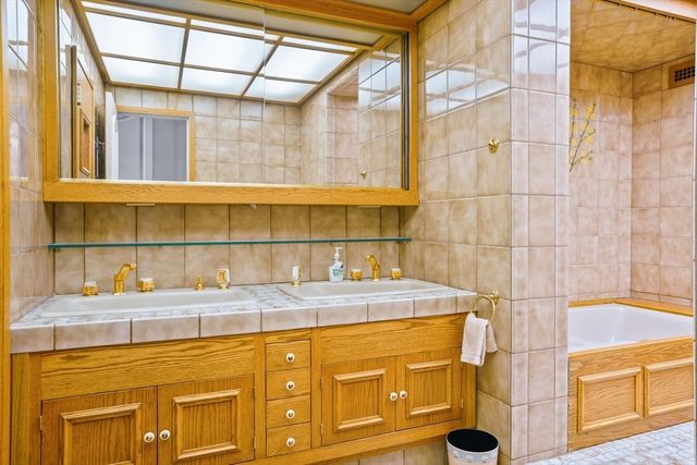 180 Beacon Street 14FG, Boston, MA 02116