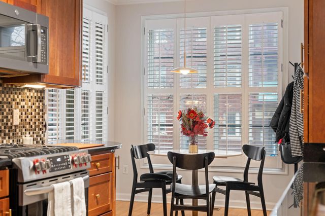 1008 Portland Avenue, Minneapolis, MN 55404