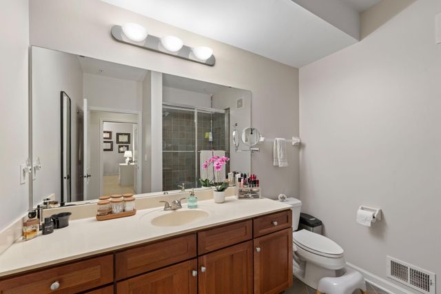 1008 Portland Avenue, Minneapolis, MN 55404