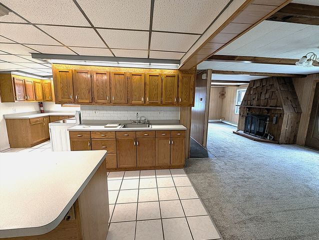 22 Newton Ave, Tewksbury, MA 01876