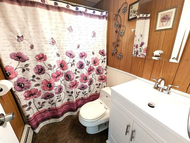 22 Newton Ave, Tewksbury, MA 01876