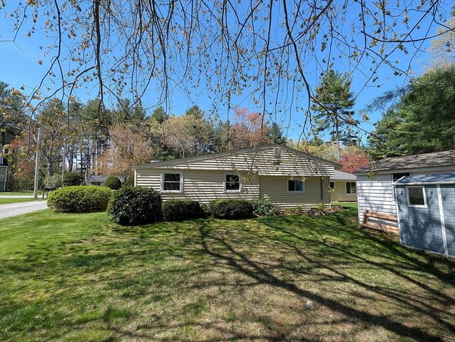 22 Newton Ave, Tewksbury, MA 01876