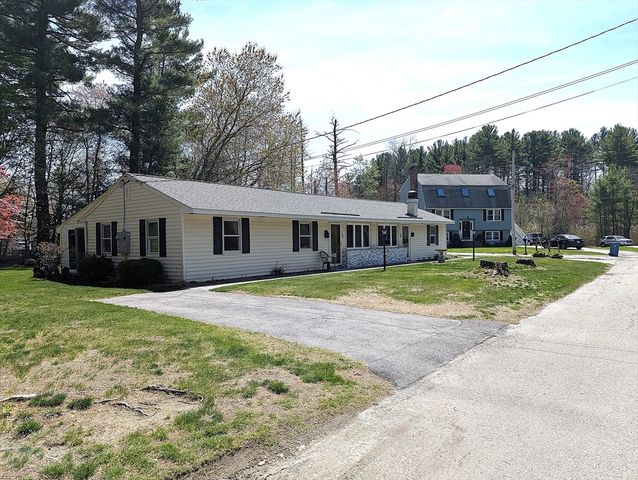 22 Newton Ave, Tewksbury, MA 01876