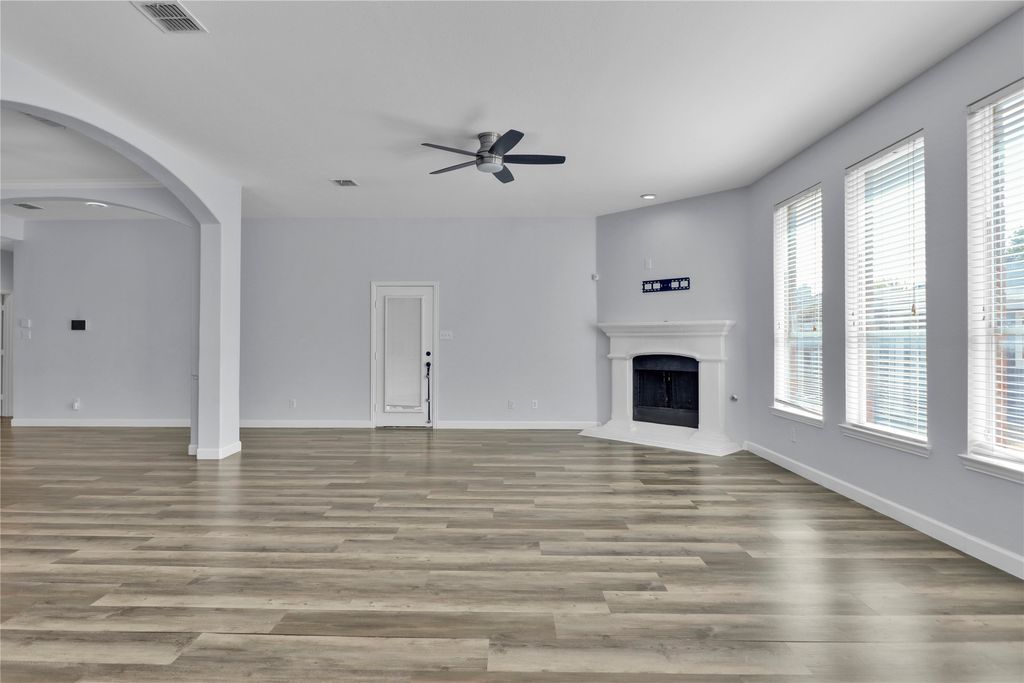 4404 Meadow Knoll Lane, Mansfield, TX 76063 — photo 4