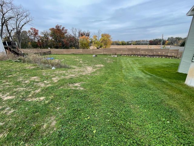 617 Remington Court, Eagan, MN 55123