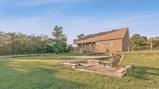 2135 Misenheimer Road, Mountain View, AR 72560