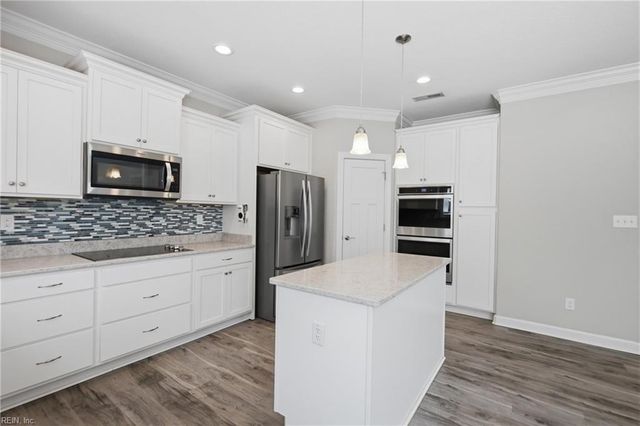 6501 Leafwood RD, Suffolk, VA 23437