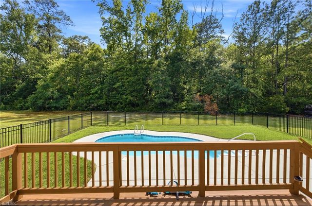 6501 Leafwood RD, Suffolk, VA 23437