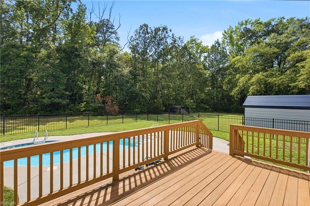 6501 Leafwood RD, Suffolk, VA 23437