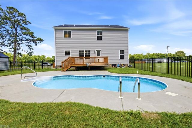 6501 Leafwood RD, Suffolk, VA 23437