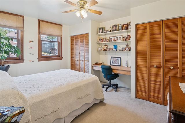 214 Parkside Ave, Mt Lebanon, PA 15228