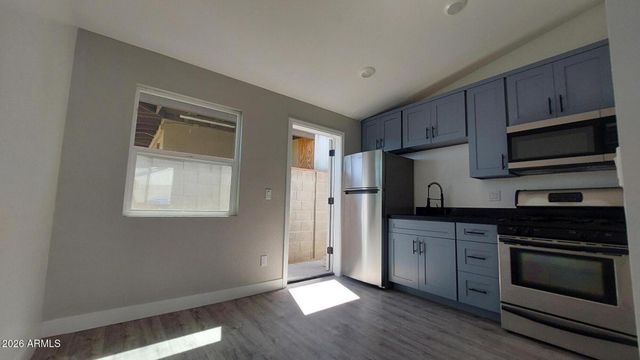1917 E MONROE Street, Phoenix, AZ 85034