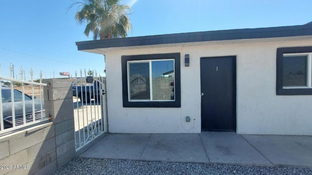 1917 E MONROE Street, Phoenix, AZ 85034