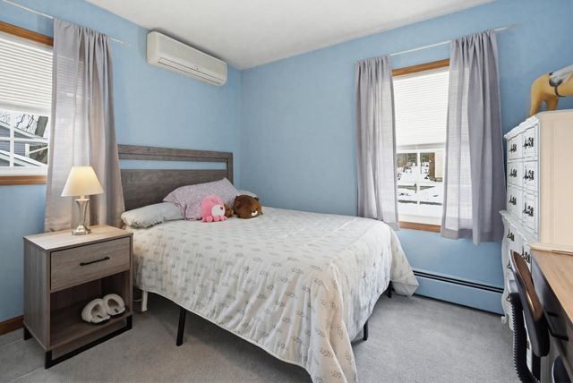 2 Doncaster Drive, Nashua, NH 03062