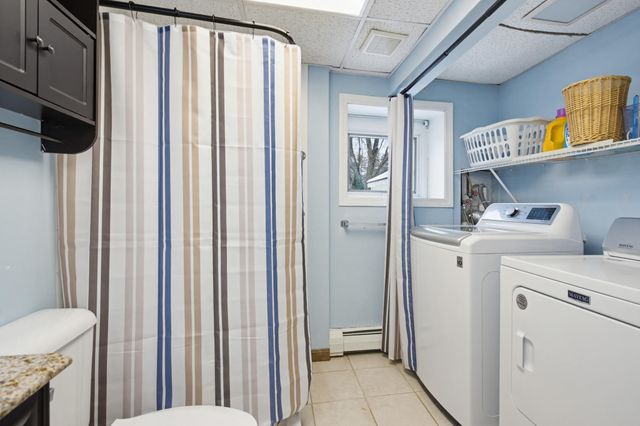 2 Doncaster Drive, Nashua, NH 03062