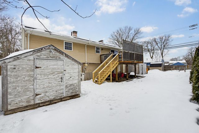 2 Doncaster Drive, Nashua, NH 03062