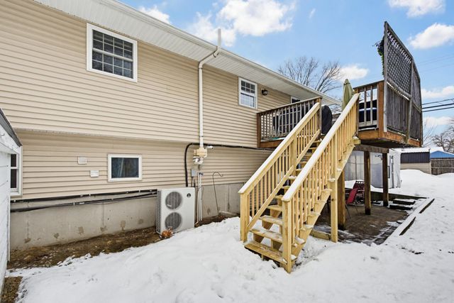 2 Doncaster Drive, Nashua, NH 03062