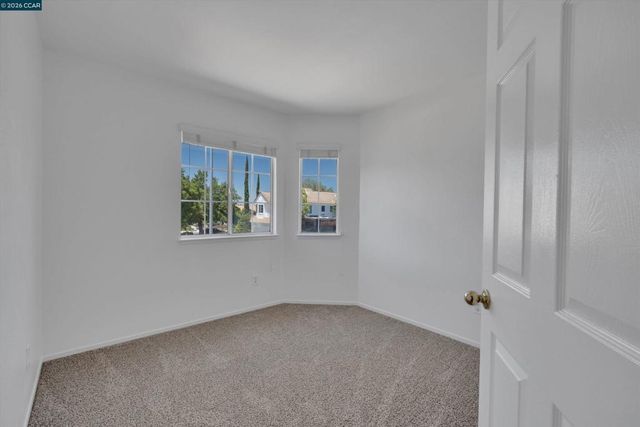 400 Devon Ct, Oakley, CA 94561
