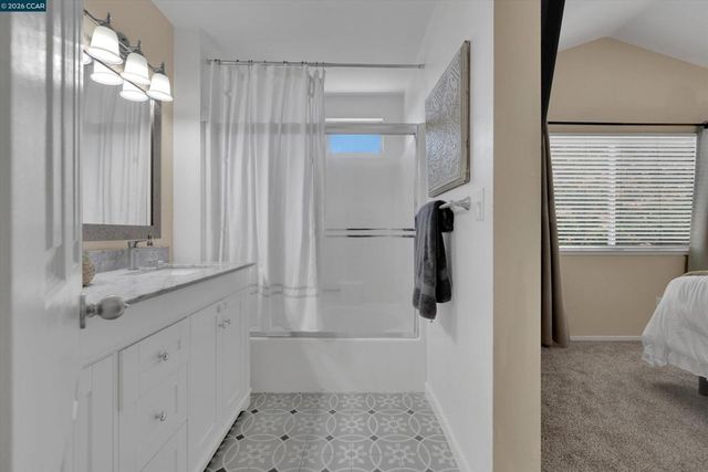 400 Devon Ct, Oakley, CA 94561