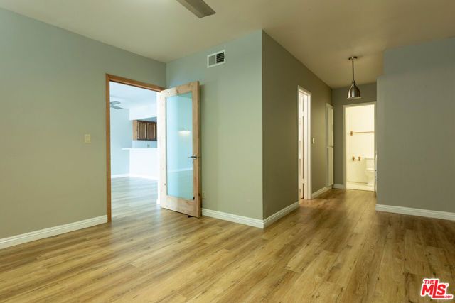 5125 Harold Way 202, Los Angeles, CA 90027