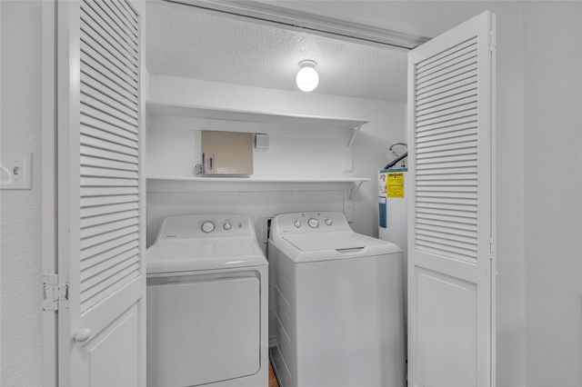 6042 Stoneybrook Drive, Fort Worth, TX 76112