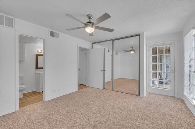 6042 Stoneybrook Drive, Fort Worth, TX 76112