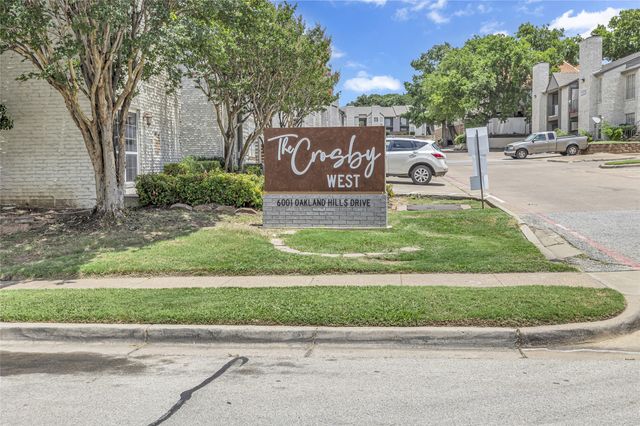 6042 Stoneybrook Drive, Fort Worth, TX 76112