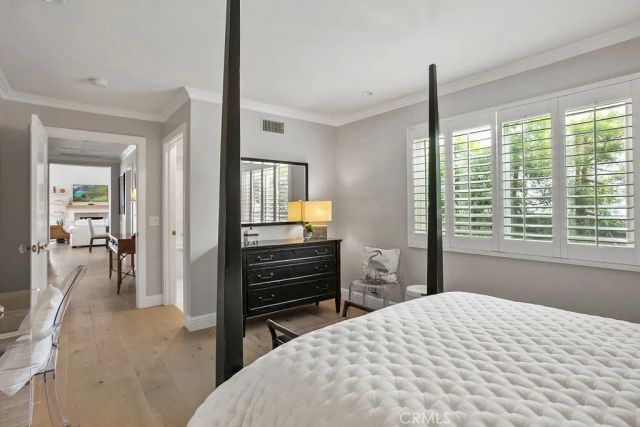 409 Poinsettia Ave., Corona Del Mar, CA 92625