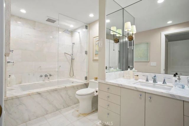 409 Poinsettia Ave., Corona Del Mar, CA 92625