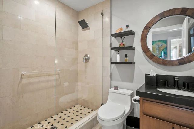 409 Poinsettia Ave., Corona Del Mar, CA 92625