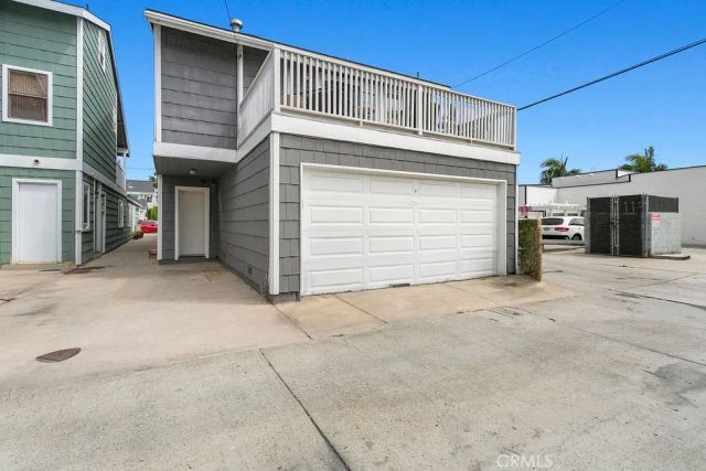 409 Poinsettia Ave., Corona Del Mar, CA 92625