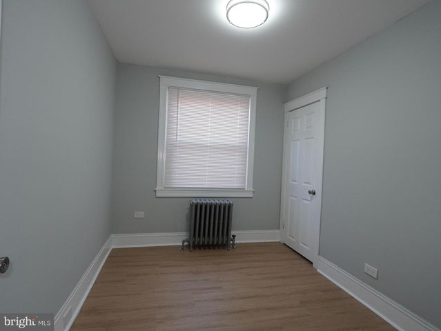 233 W ALBEMARLE AVE, Lansdowne, PA 19050