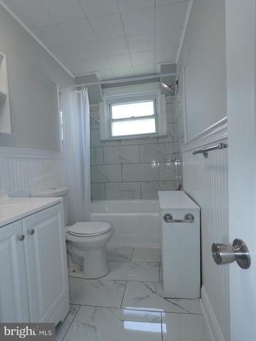 233 W ALBEMARLE AVE, Lansdowne, PA 19050