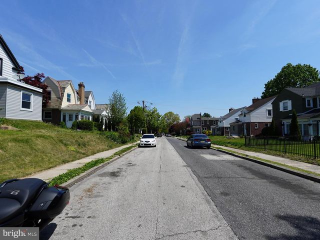 233 W ALBEMARLE AVE, Lansdowne, PA 19050