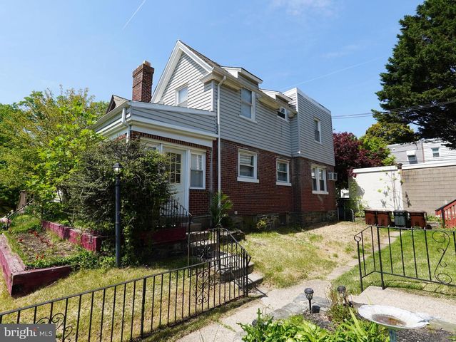 233 W ALBEMARLE AVE, Lansdowne, PA 19050