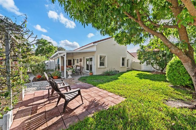 12503 NW 10th Ct, Sunrise, FL 33323