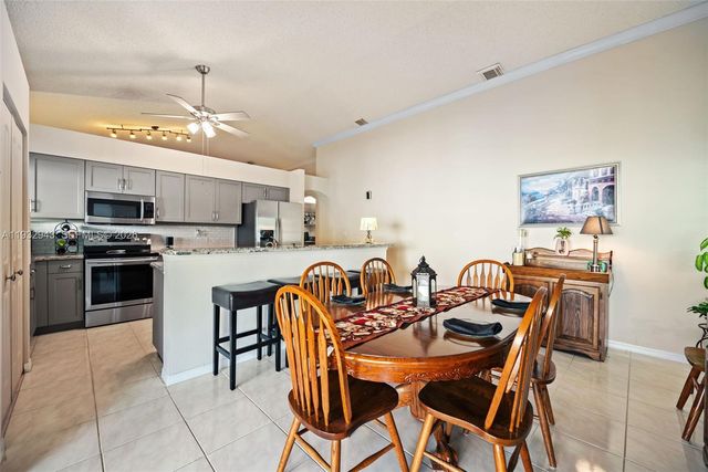 12503 NW 10th Ct, Sunrise, FL 33323