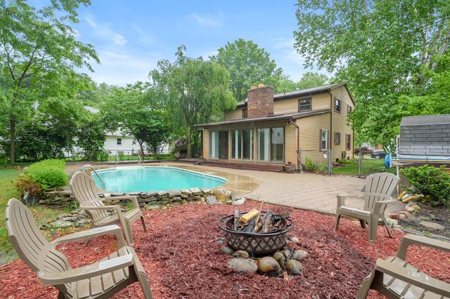 823 Newgate Road, Kalamazoo City, MI 49006