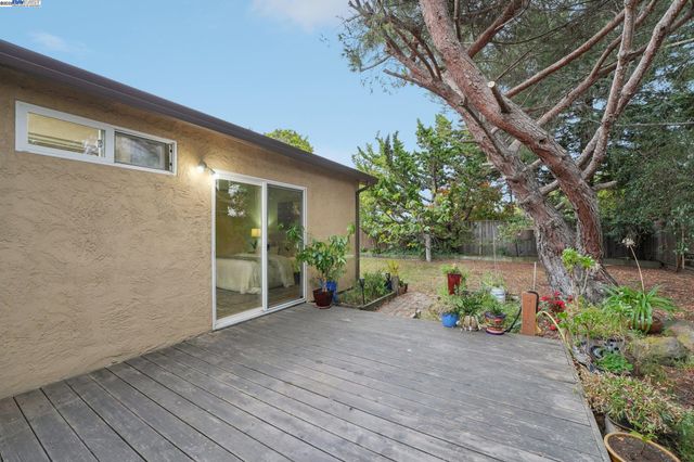 4942 Rocklin Dr, Union City, CA 94587