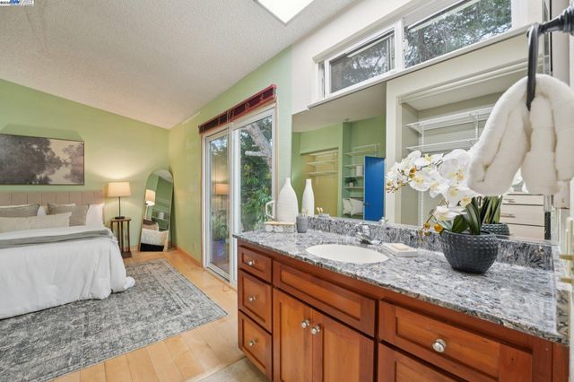 4942 Rocklin Dr, Union City, CA 94587