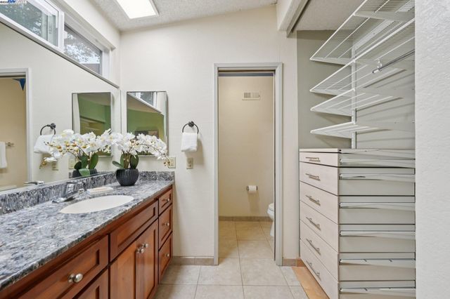 4942 Rocklin Dr, Union City, CA 94587