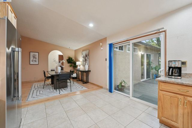 4942 Rocklin Dr, Union City, CA 94587