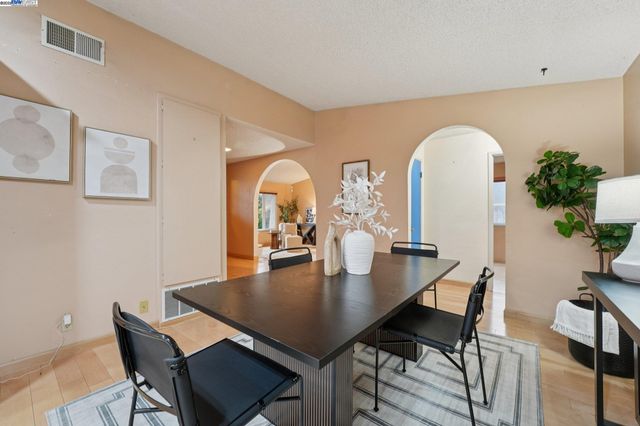 4942 Rocklin Dr, Union City, CA 94587