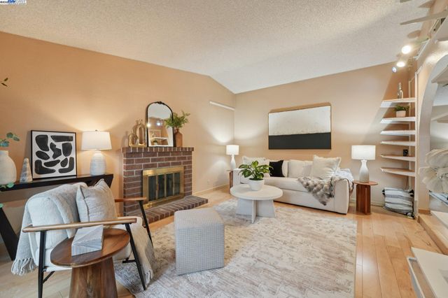 4942 Rocklin Dr, Union City, CA 94587