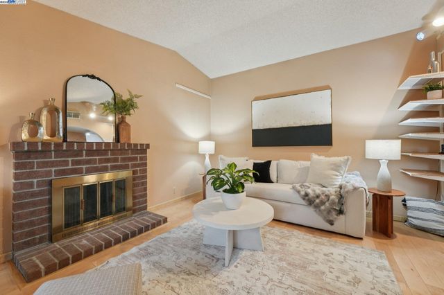 4942 Rocklin Dr, Union City, CA 94587