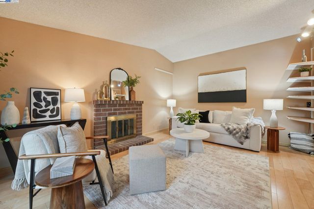 4942 Rocklin Dr, Union City, CA 94587