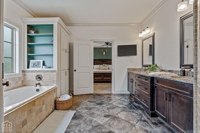 3205 Lochmoor Cove, Jonesboro, AR 72405