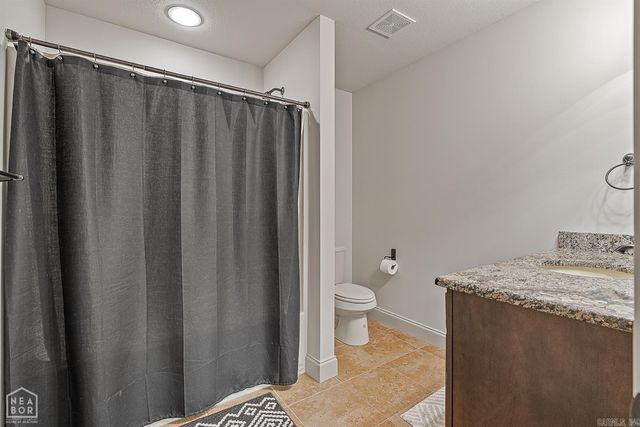 3205 Lochmoor Cove, Jonesboro, AR 72405