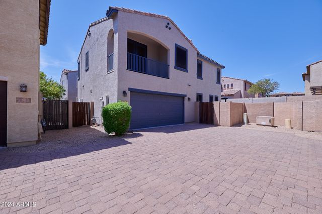 2340 W DUSTY WREN Drive, Phoenix, AZ 85085